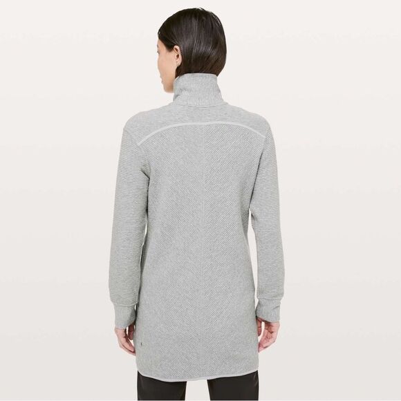 Lululemon On Repeat Jacket Heathered Core Light Grey Size 4 Athletic Outdoor Gym - Picture 15 of 16